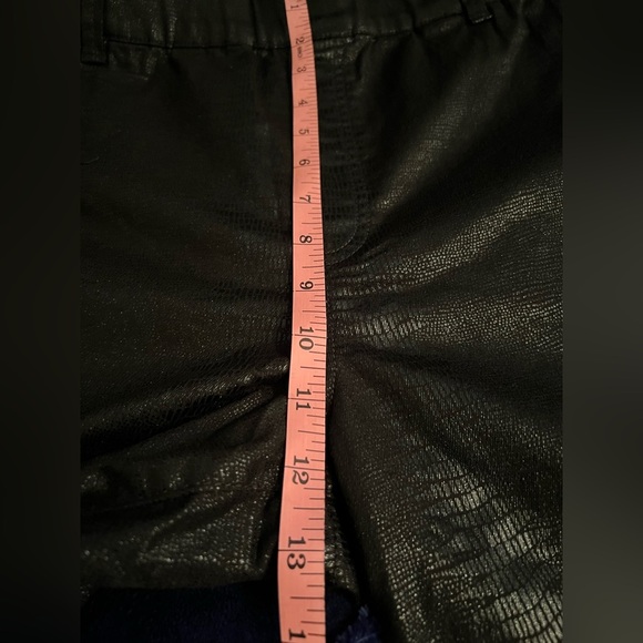 Juicy Couture Faux Snakeskin Pants the Beverly Skinny in size 18 NWT - Picture 12 of 14